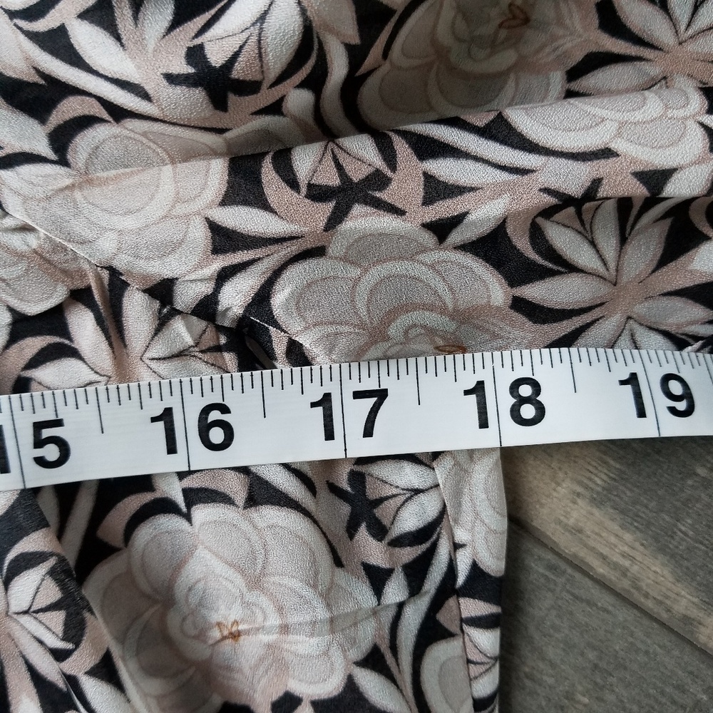 ☀️3/$25 Loft Pink Brown Print Career Blouse B7 - Picture 6 of 8
